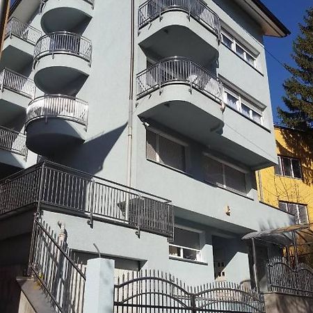 Apartment Esha SJJ Buitenkant foto