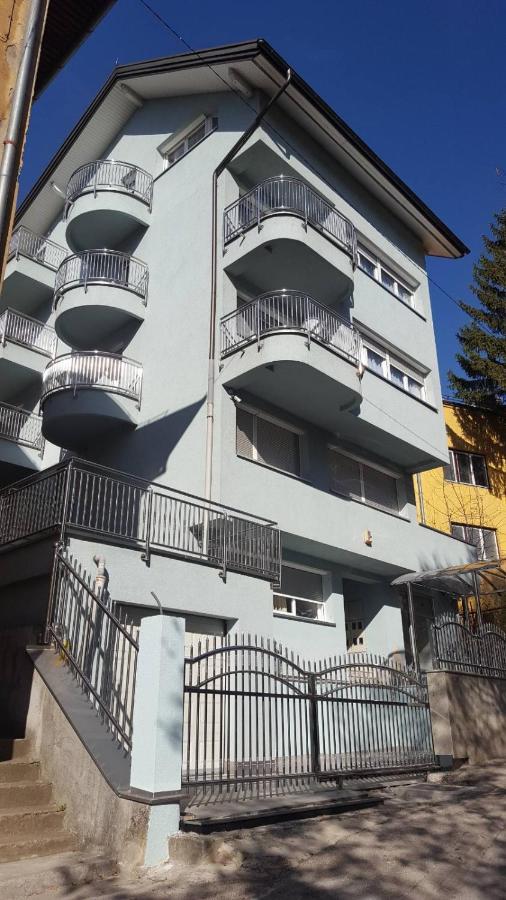 Apartment Esha SJJ Buitenkant foto
